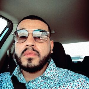 Meet your Posher, Jose